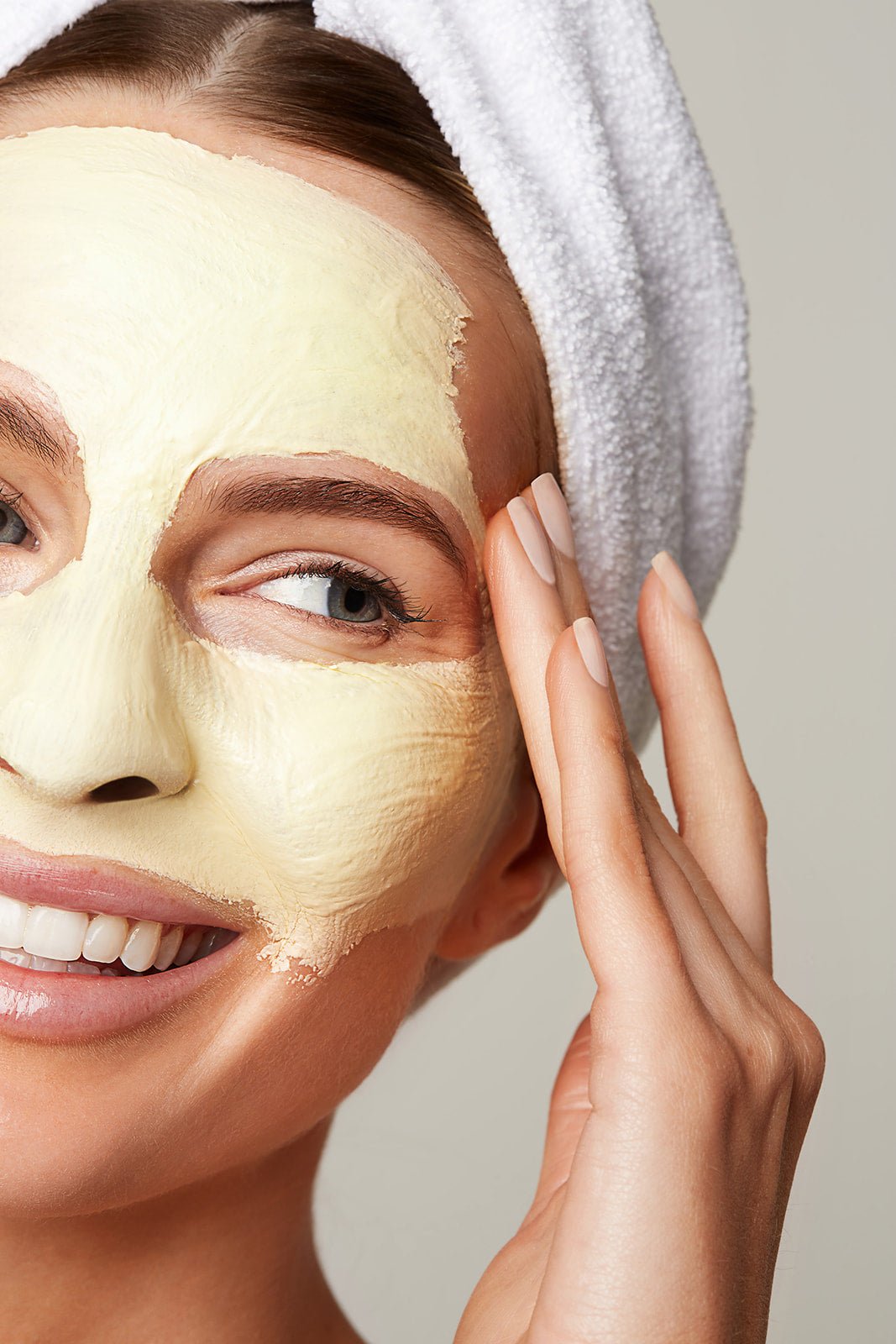 BOTANICAL ENZYME PEELING MASK - ST HUNNI SKIN GLOW